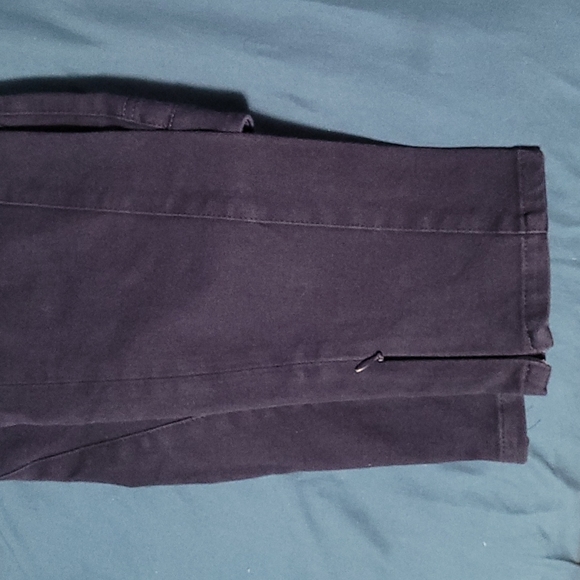 Dress pants - Picture 2 of 4